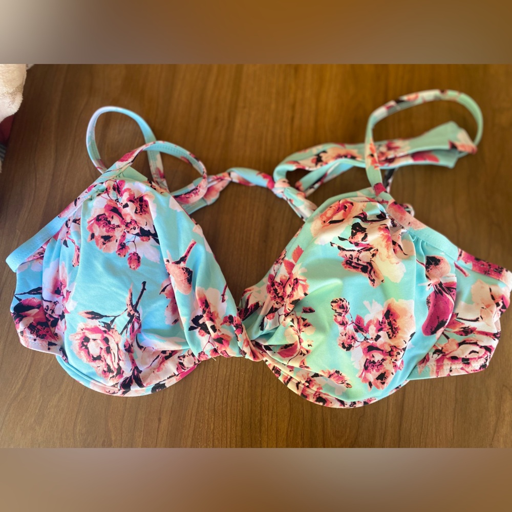 Bikini top